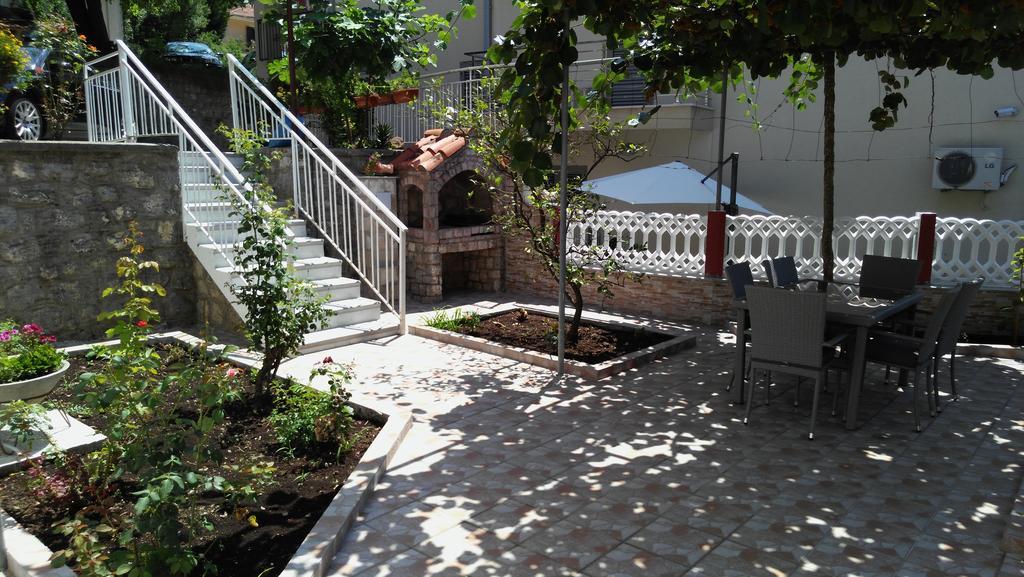 Badza Apartment Kotor Ngoại thất bức ảnh